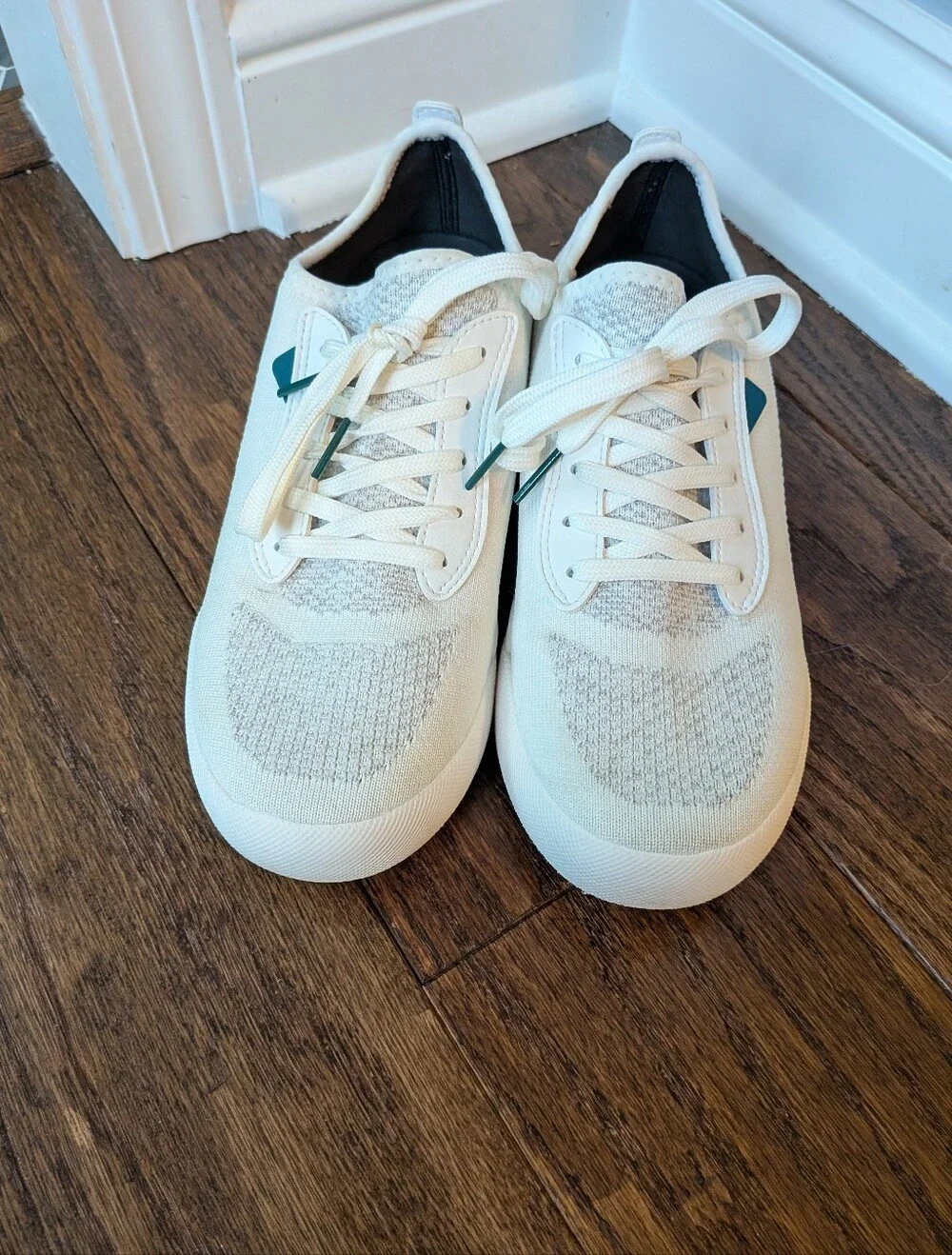 Vessi Women's White Weekend Sneakers Casual Size 7